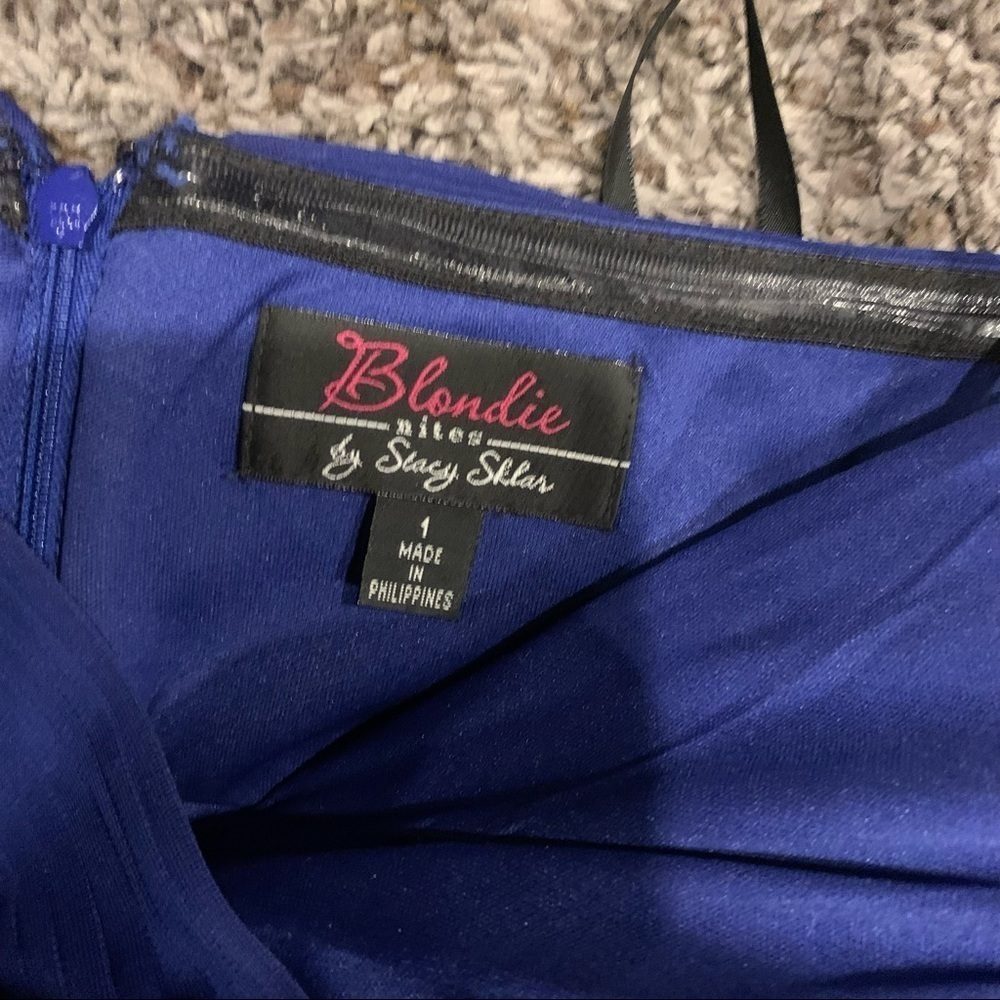 Women’s Blondie nites Dress - Picture 3 of 5